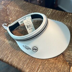 NWT White IZOD golf visor